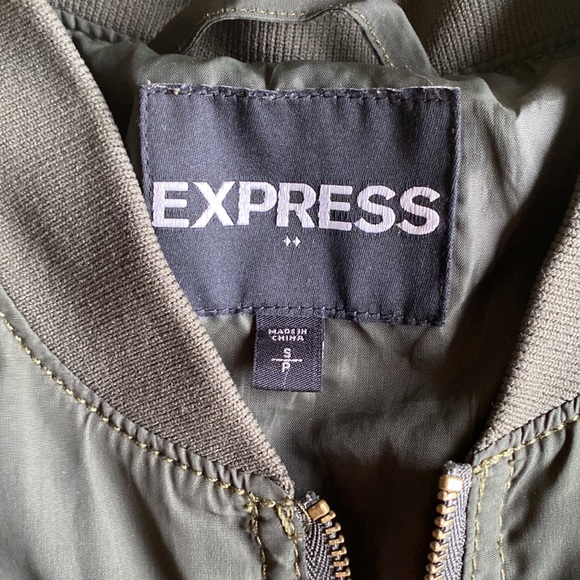 Green Express Windbreaker, size small, lightly worn. - Picture 2 of 4